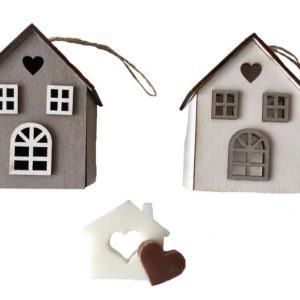 AMOREVOLE CASINA DI LEGNO